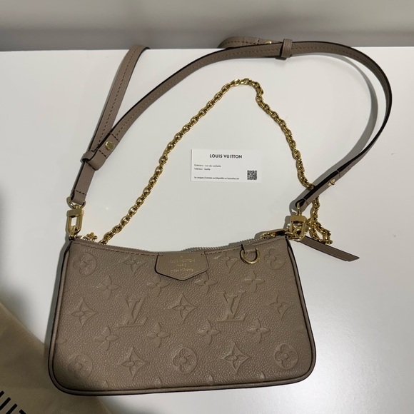 Louis Vuitton Easy on Pouch Bag Turtledove Grey - Picture 3 of 16